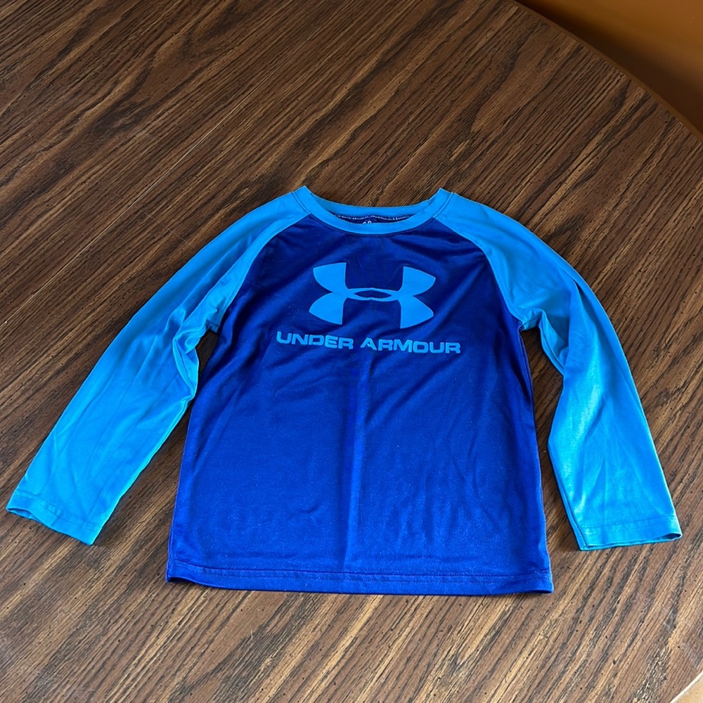 Boys size 5 blue Under Armour long sleeved shirt